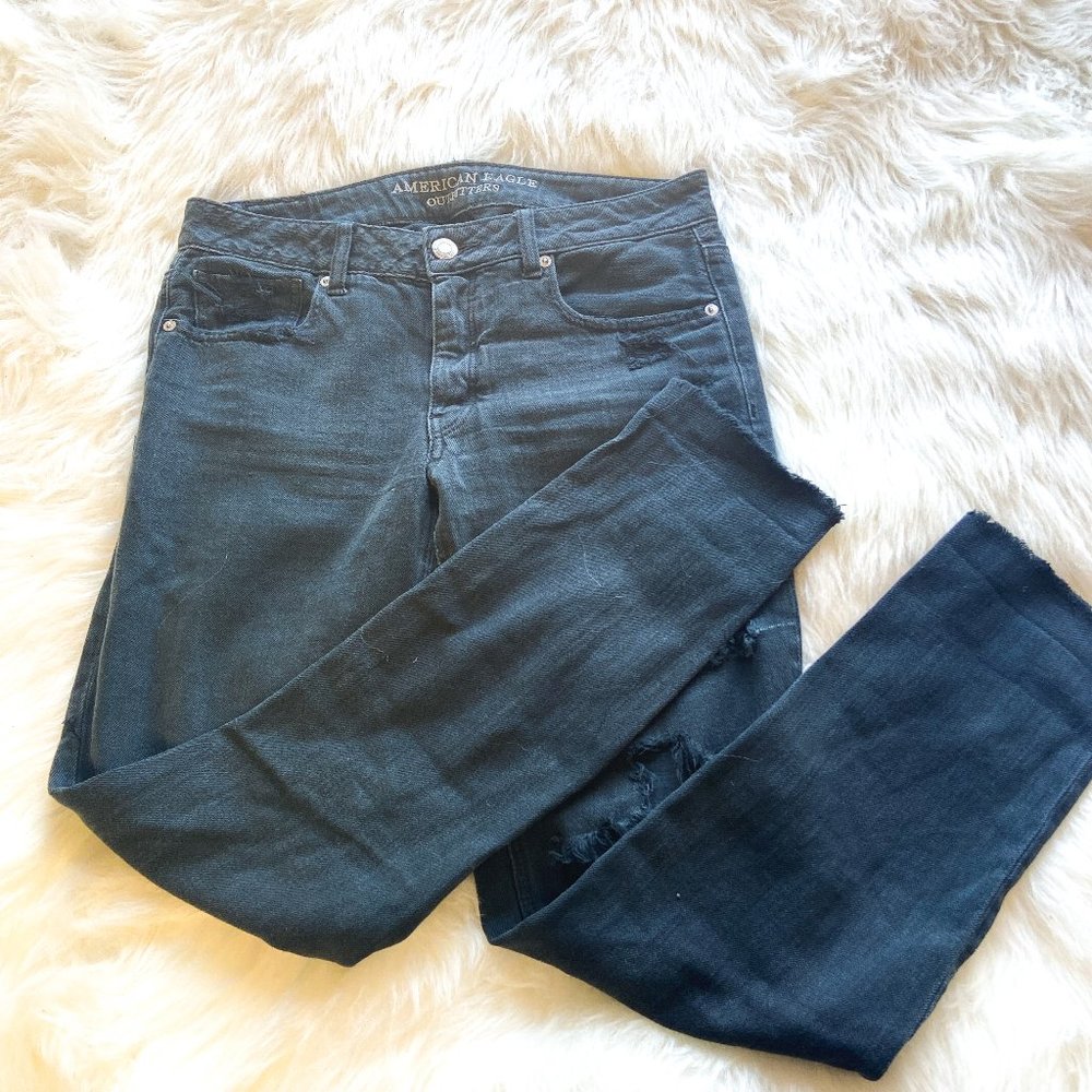 American Eagle Distressed Tomgirl Black Jeans 2